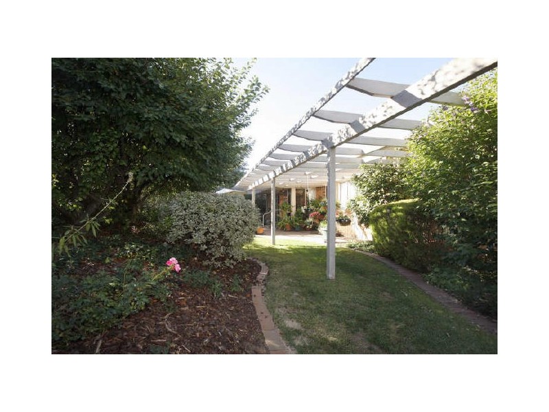 93 Lewis Luxton Avenue, Gordon ACT 2906