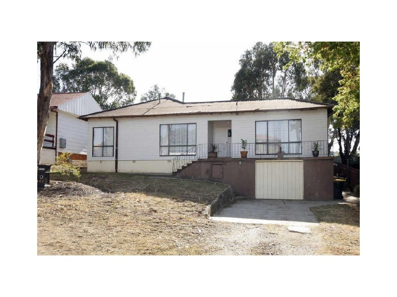 44 Buttle Street, Queanbeyan NSW 2620