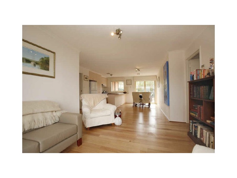 10 Midwood Court, Conder ACT 2906