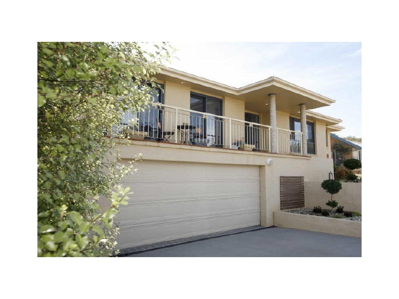 41 Ironbark Circuit, Jerrabomberra NSW 2619
