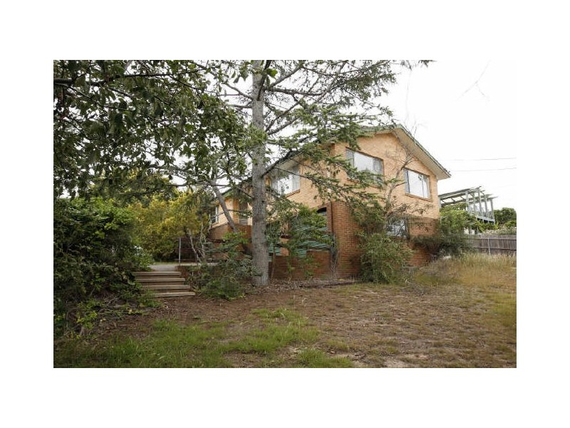 33 Custance Street, Farrer ACT 2607