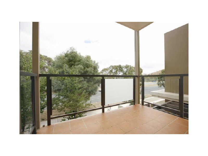 4/114 Athllon Drive, Greenway ACT 2900