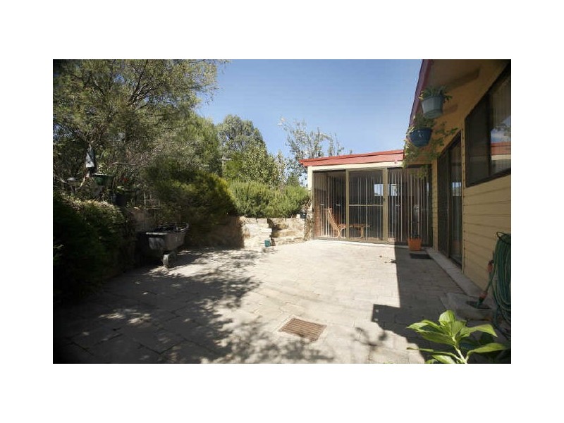 3 Welsby Place, Fadden ACT 2904
