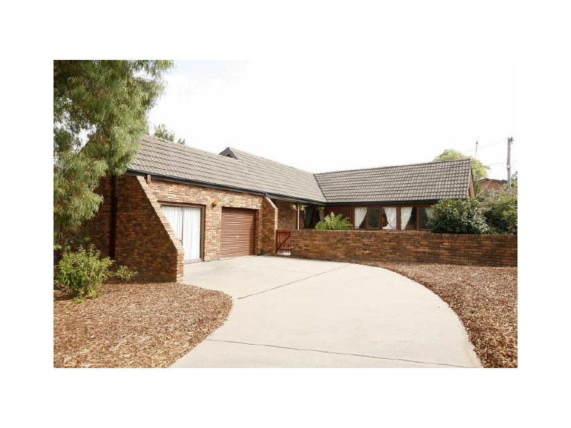 10 Angliss Place, Wanniassa ACT 2903