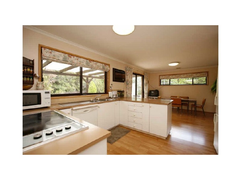 10 Angliss Place, Wanniassa ACT 2903