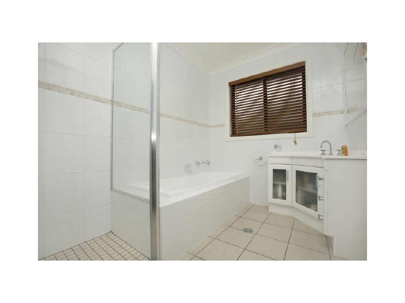 33 Tewksbury Circuit, Theodore ACT 2905