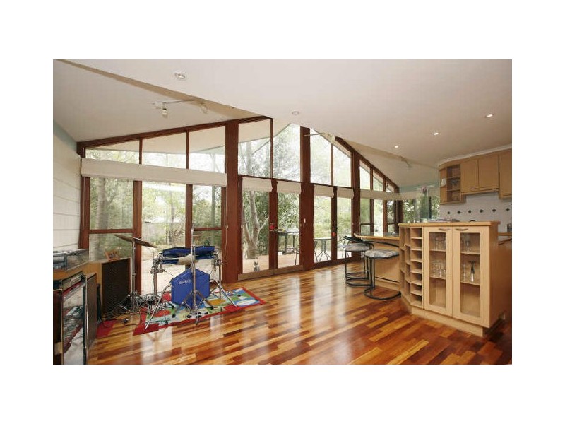 8 Weavell Place, Kambah ACT 2902