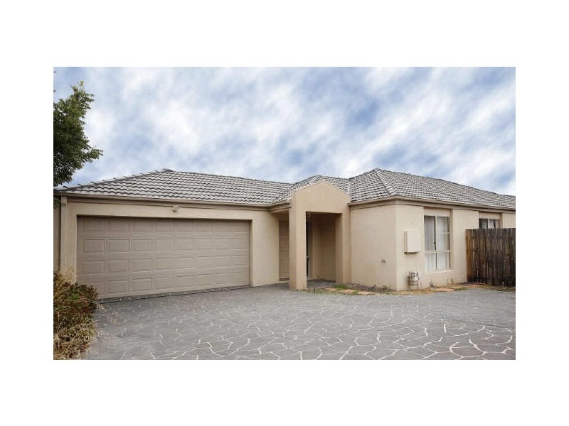 15 Llewellyn Loop, Conder ACT 2906