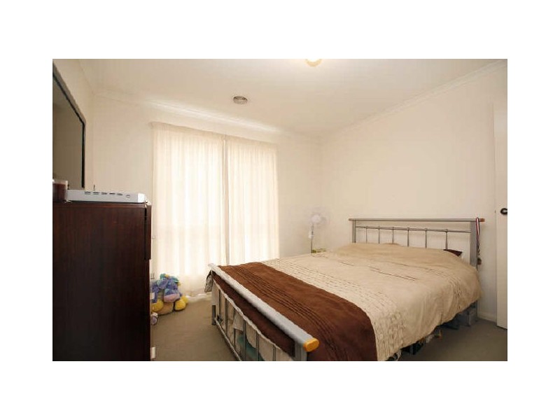 15 Llewellyn Loop, Conder ACT 2906