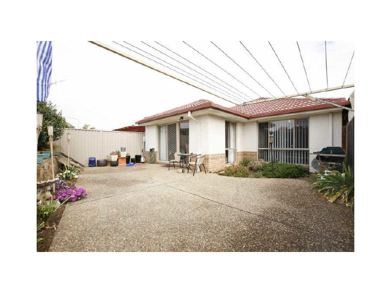 6 Larkin Close, Gordon ACT 2906