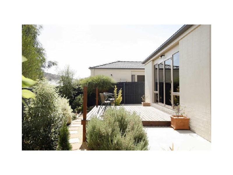 10/27 Paperbark Street, Banks ACT 2906
