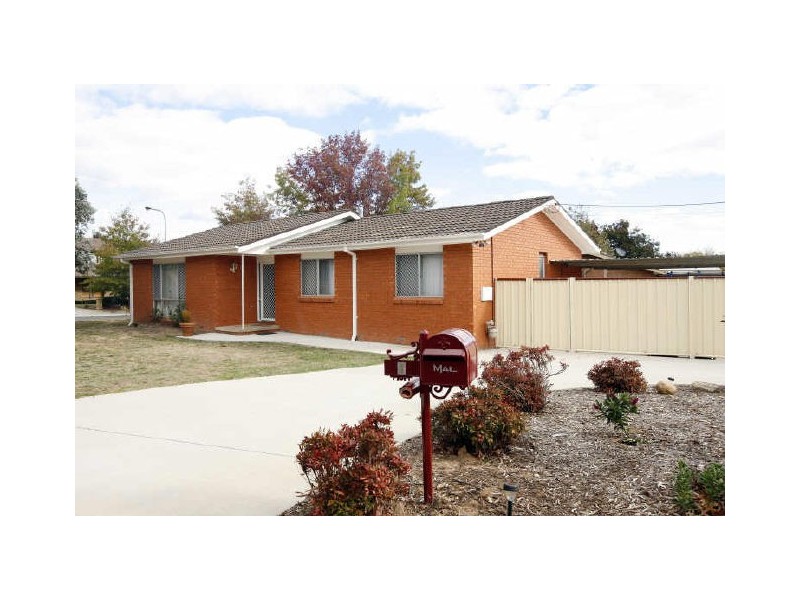 1 Stobie Place, Monash ACT 2904