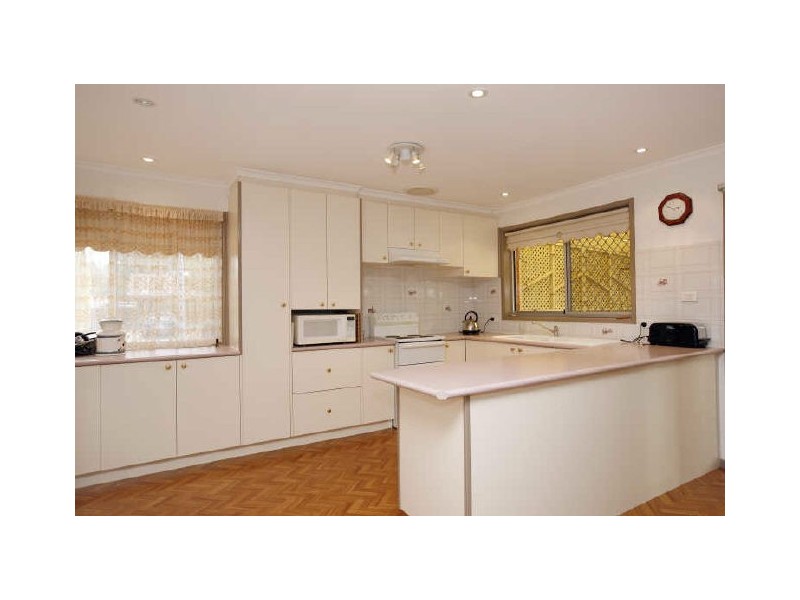1 Stobie Place, Monash ACT 2904