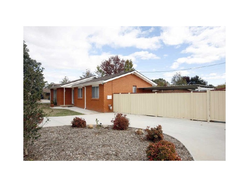 1 Stobie Place, Monash ACT 2904
