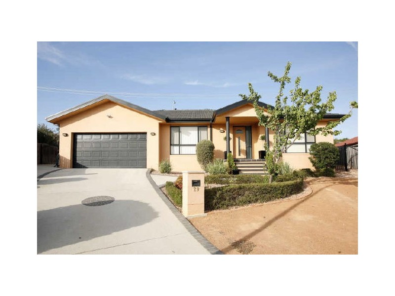 29 Telopea Place, Queanbeyan NSW 2620