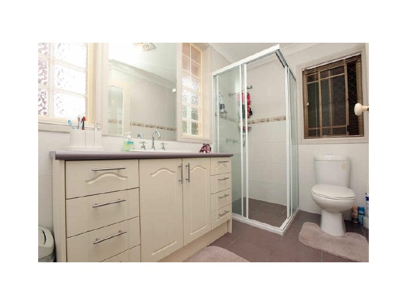 37 Galbraith Close, Banks ACT 2906