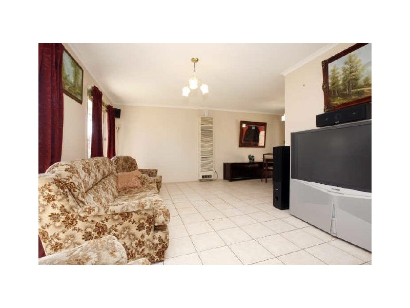 33 Brittlebank Circuit, Banks ACT 2906