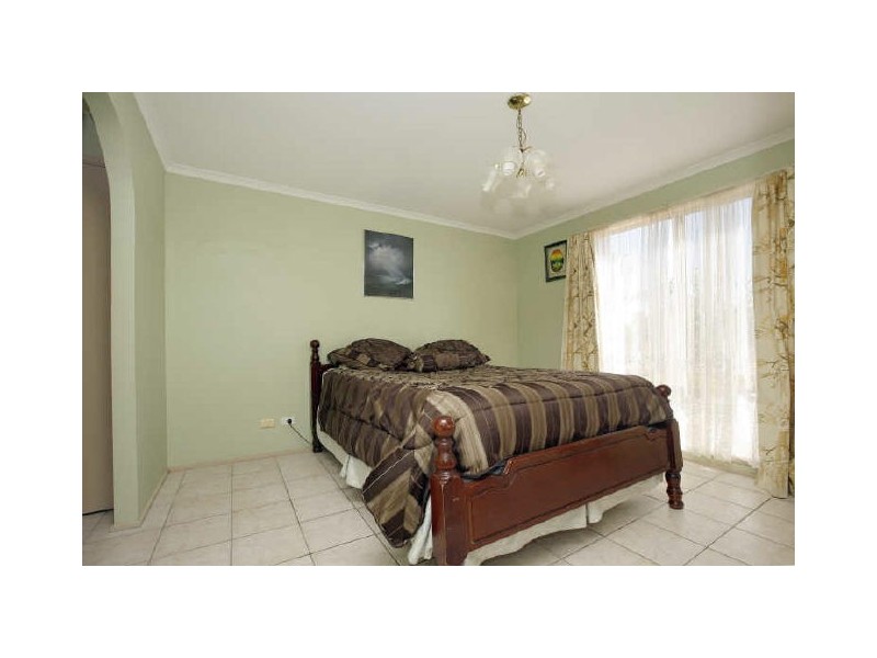 33 Brittlebank Circuit, Banks ACT 2906