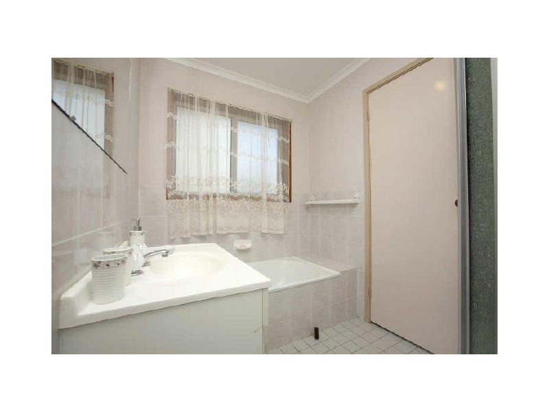 33 Brittlebank Circuit, Banks ACT 2906