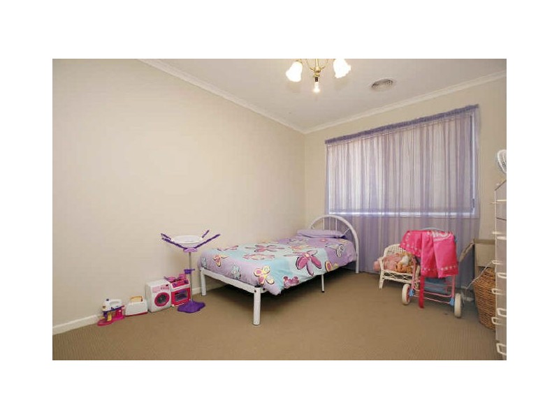 9 Naylor Street, Queanbeyan NSW 2620