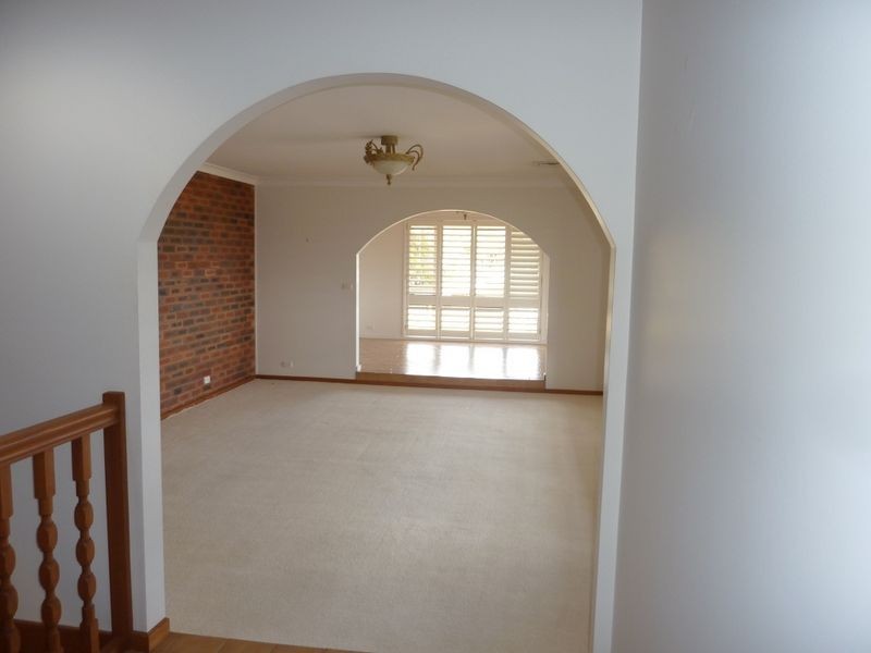 1 Jessop Place, Fadden ACT 2904