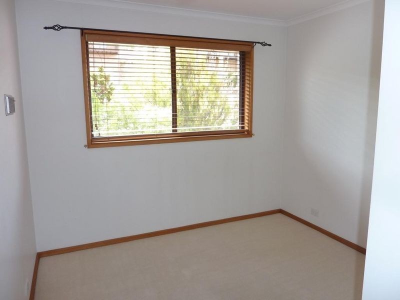 1 Jessop Place, Fadden ACT 2904