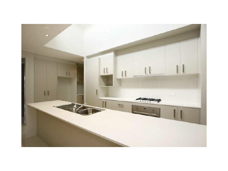 15 Amy Ackman Street, Forde ACT 2914