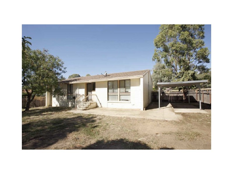 54 McKillop Circuit, Kambah ACT 2902