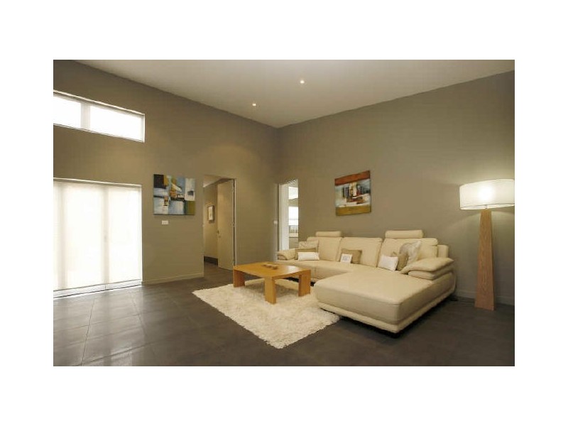 32 Pinnacles Street, Harrison ACT 2914