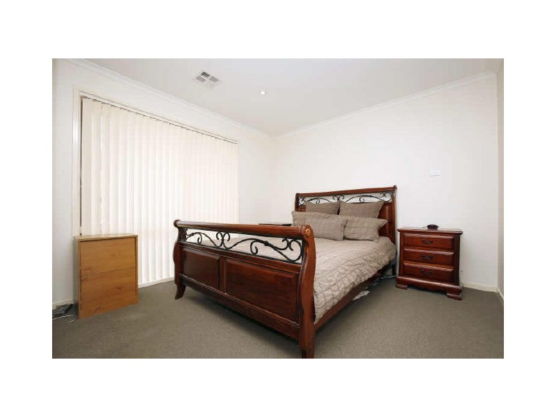 1 Goldfinch Circuit, Theodore ACT 2905