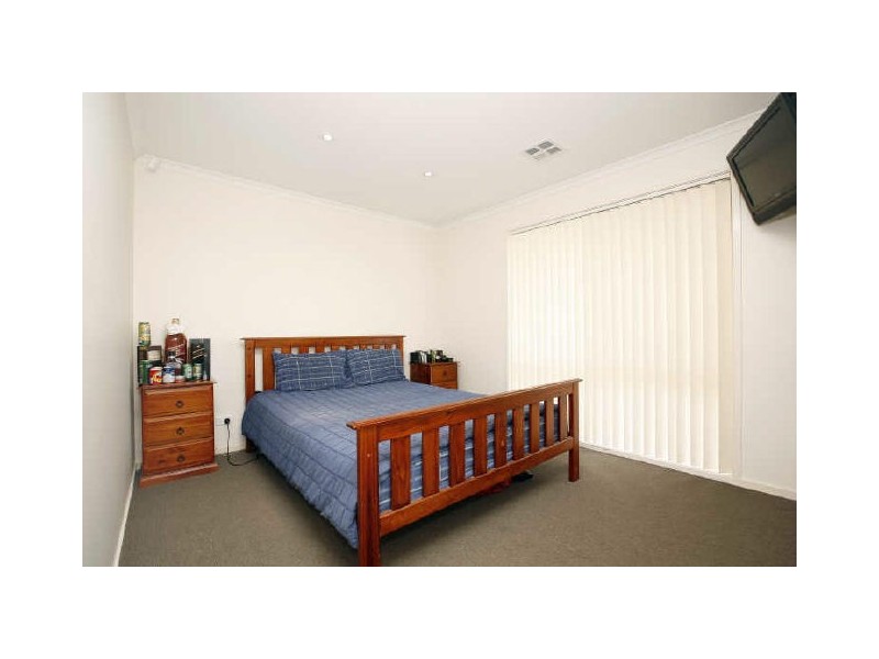 1 Goldfinch Circuit, Theodore ACT 2905