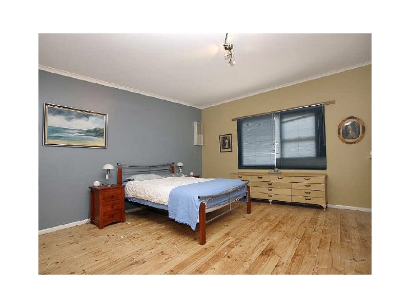 5 Bareena Street, Narrabundah ACT 2604