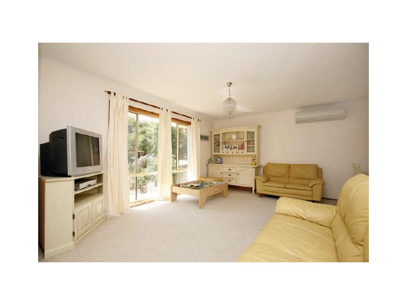 48 Bastow Circuit, Banks ACT 2906