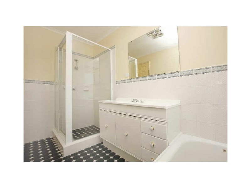 10 Dobell Circuit, Conder ACT 2906