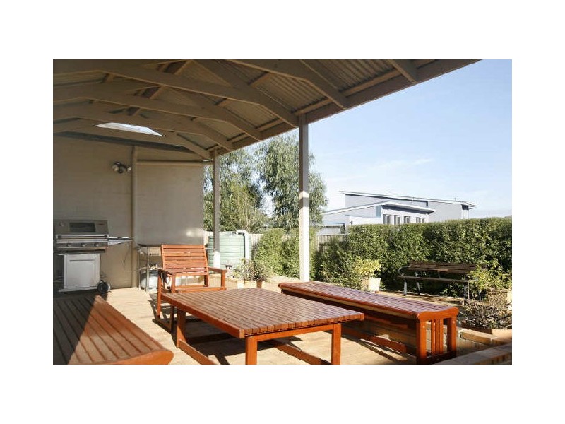 9/27 Paperbark Street, Banks ACT 2906