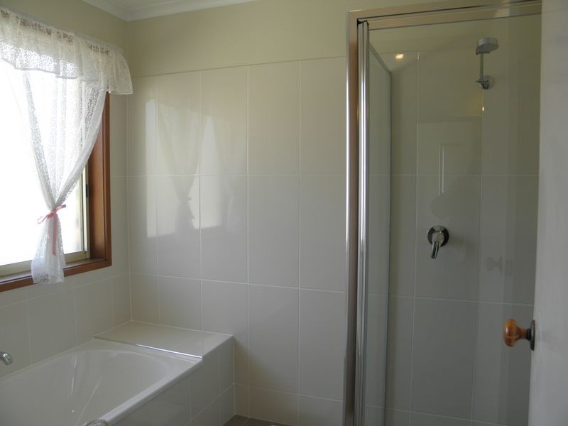 16 Derrington Crescent, Bonython ACT 2905