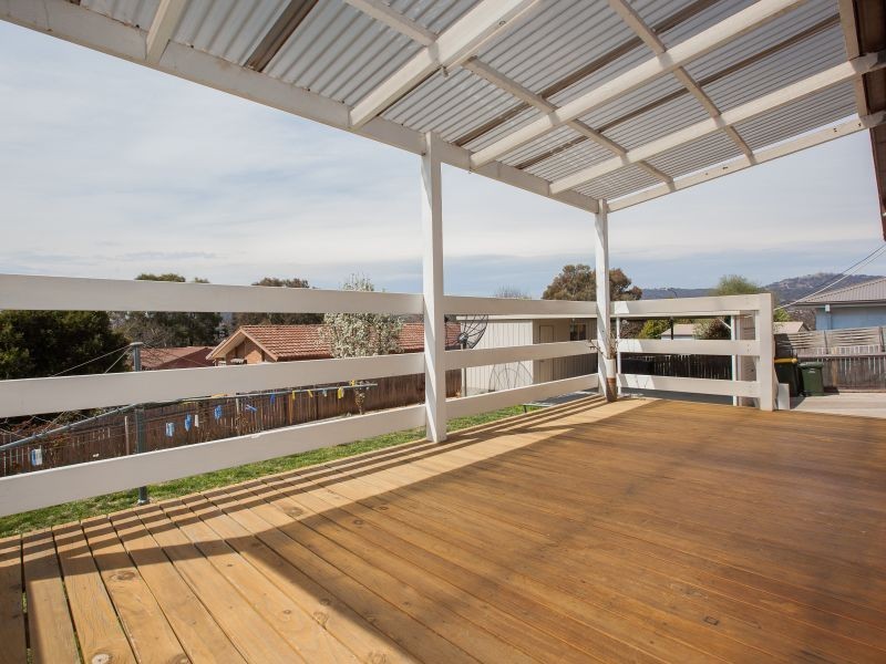 55 Casey Crescent, Calwell ACT 2905