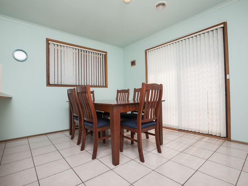 55 Casey Crescent, Calwell ACT 2905