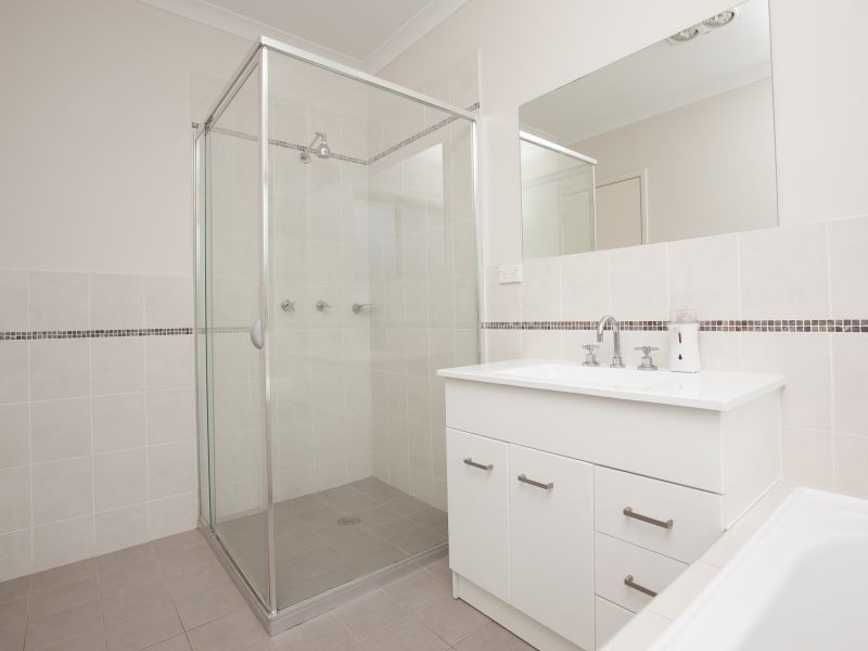 6 Crespin Place, Banks ACT 2906