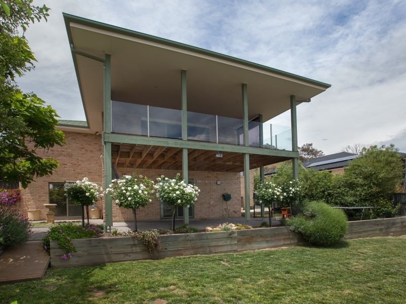 6 Crespin Place, Banks ACT 2906