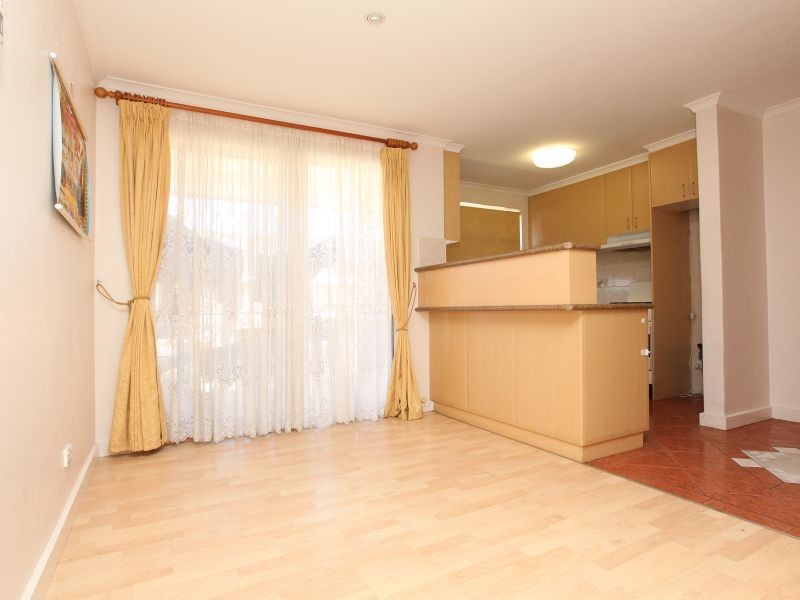 12/17 Carinya Street, Queanbeyan NSW 2620