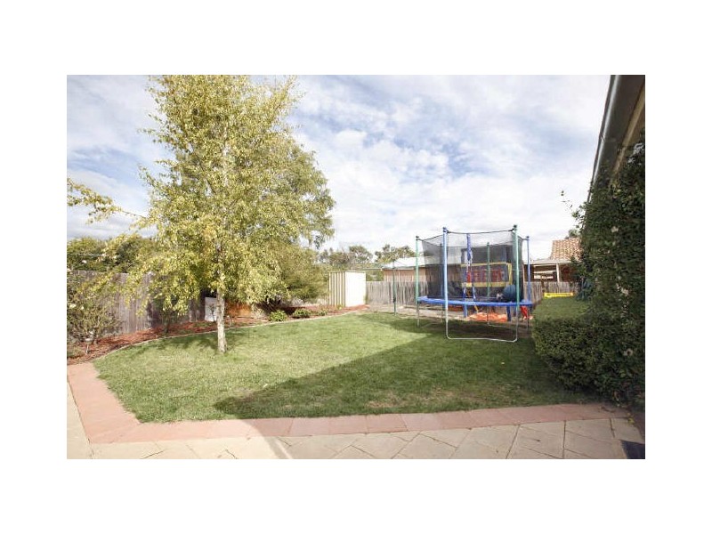 13 Dixson Circuit, Conder ACT 2906