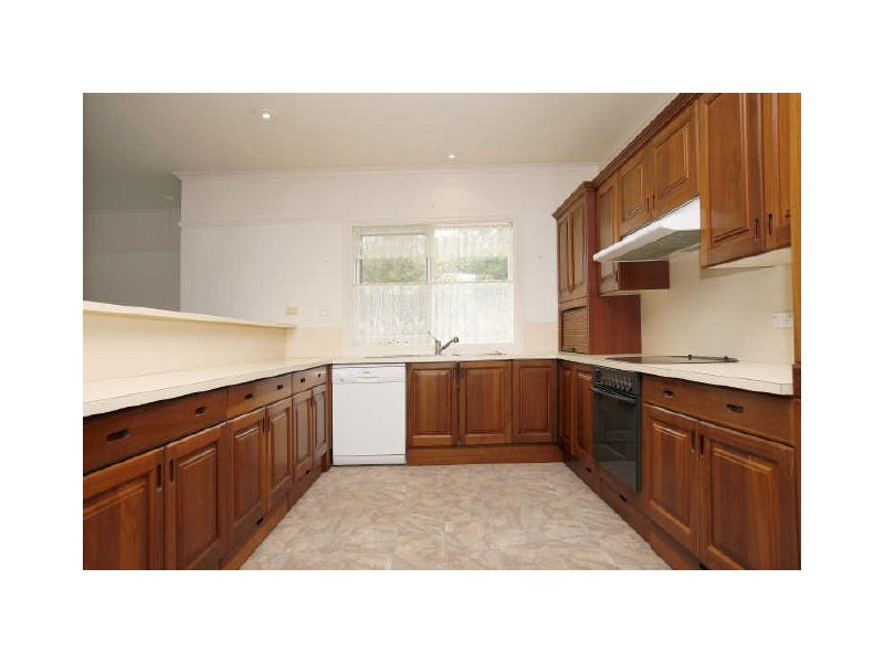 18 Weavers Crescent, Theodore ACT 2905