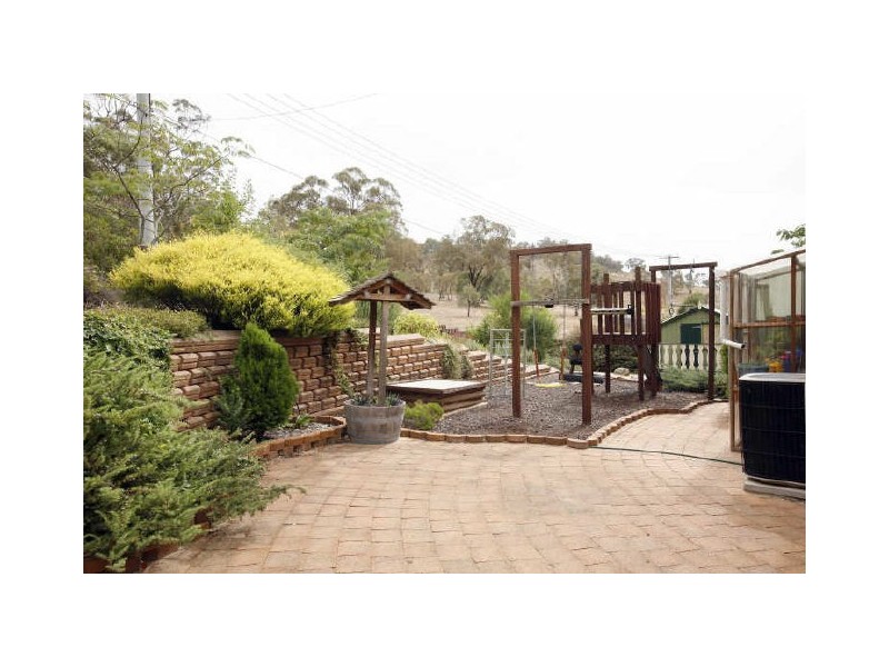 18 Weavers Crescent, Theodore ACT 2905