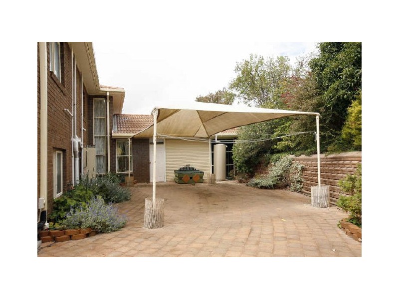 18 Weavers Crescent, Theodore ACT 2905