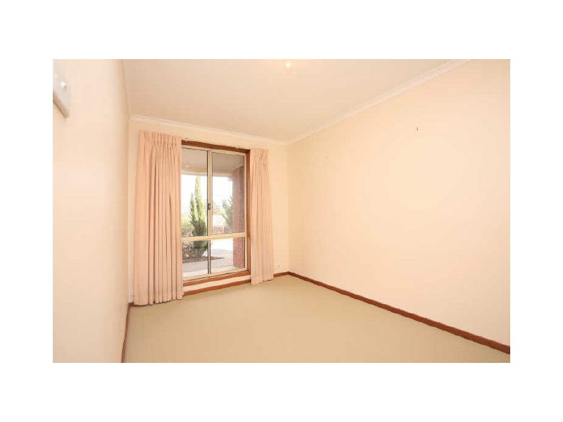 7 Hazlitt Glade, Gordon ACT 2906