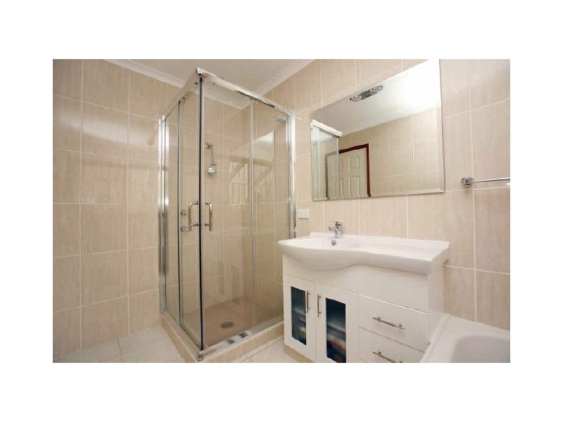 54 Mountain Circuit, Calwell ACT 2905