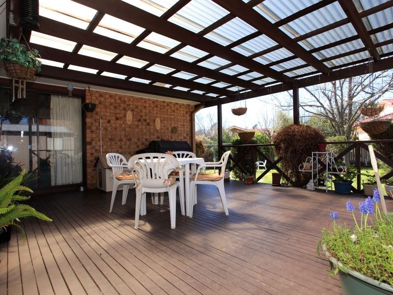 5 Heddon Place, Isabella Plains ACT 2905