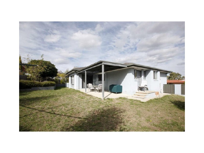 6 Ingham Place, Conder ACT 2906