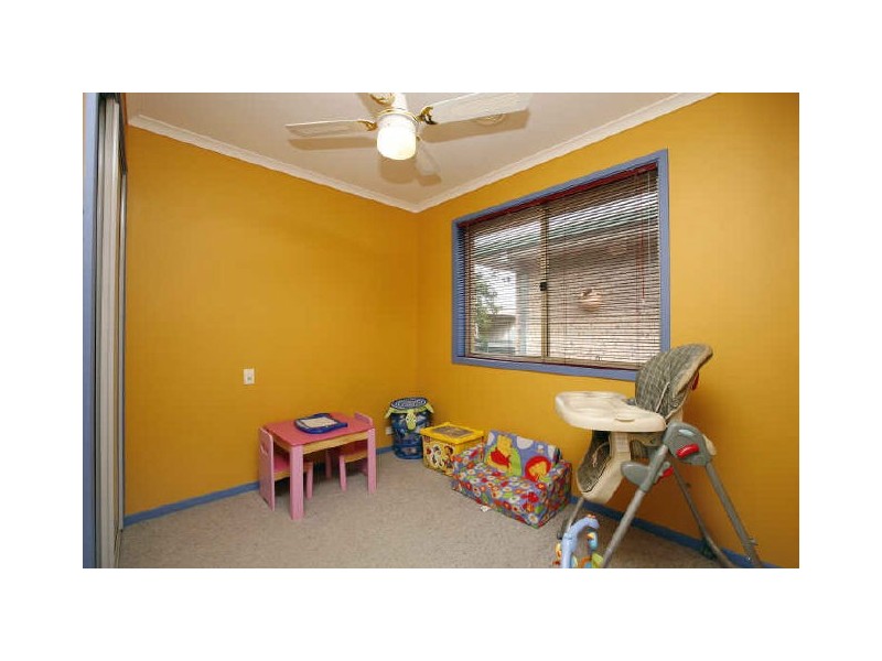 10 Darebin Place, Conder ACT 2906